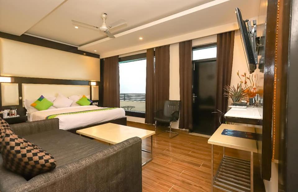 Hotel Black Magic 다람샬라 외부 사진