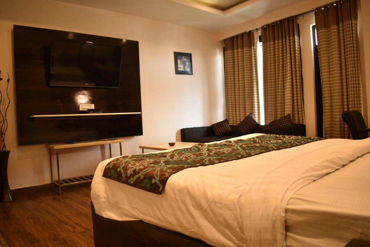 Hotel Black Magic 다람샬라 외부 사진